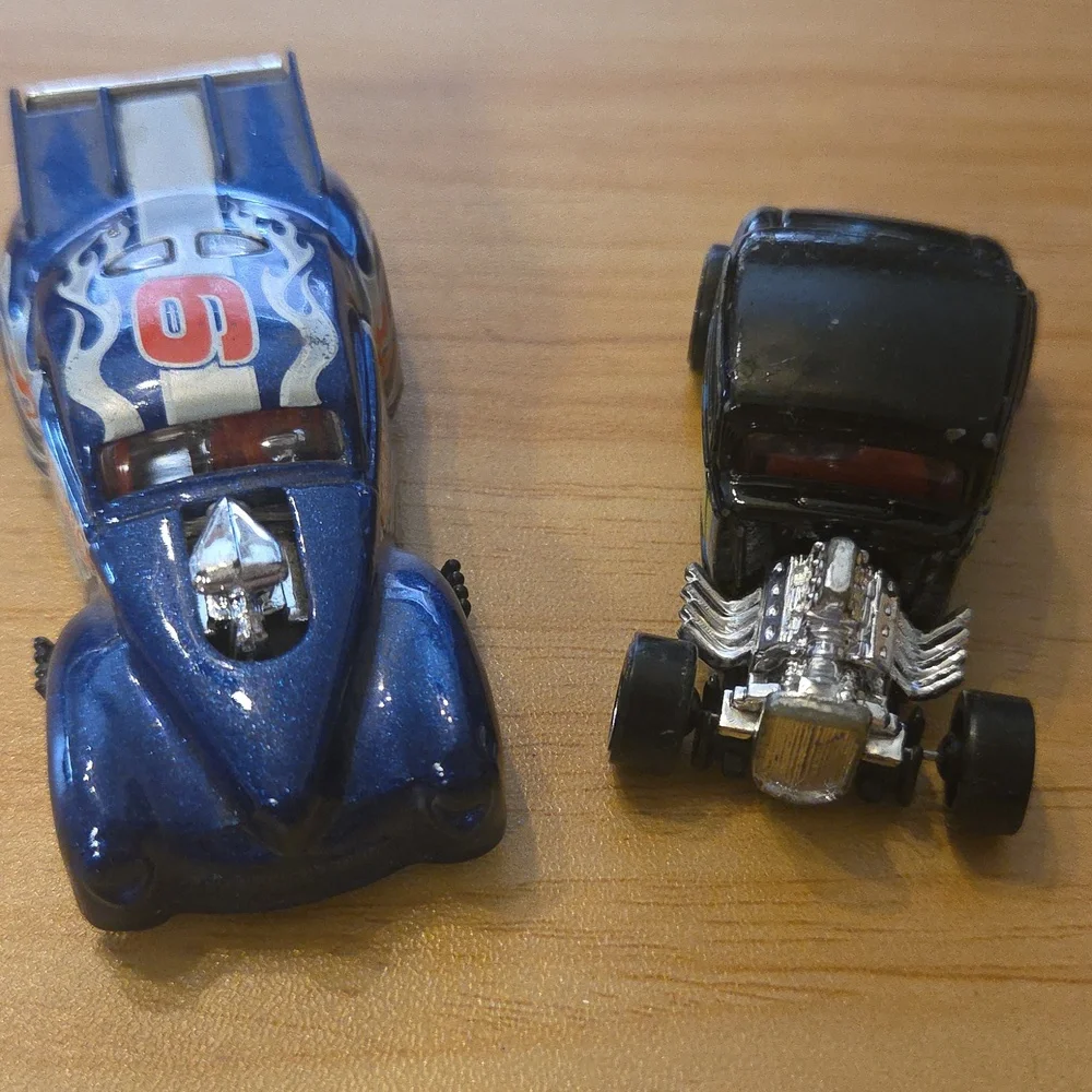 Hot Wheels Die-Cast Cars ##3008